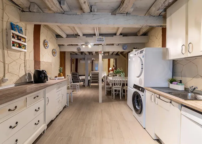 La Casa De Abuelos-la Parra *