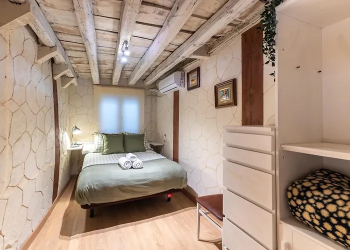 La Casa De Abuelos-la Parra Holiday home